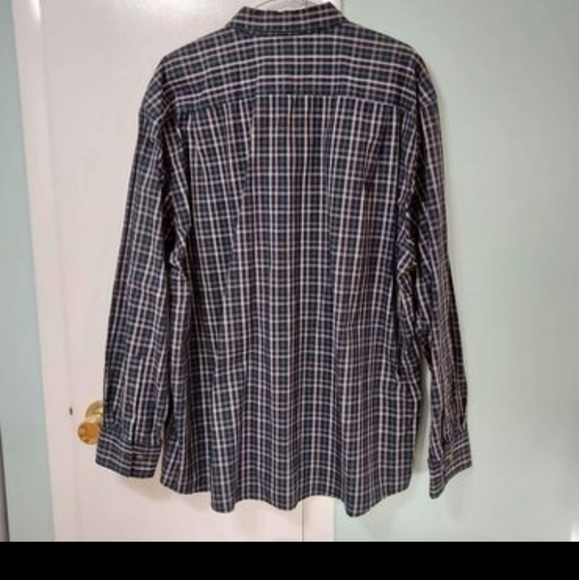 C.E. Schmidt Workwear plaid button front shirt- size 2X - Picture 7 of 7